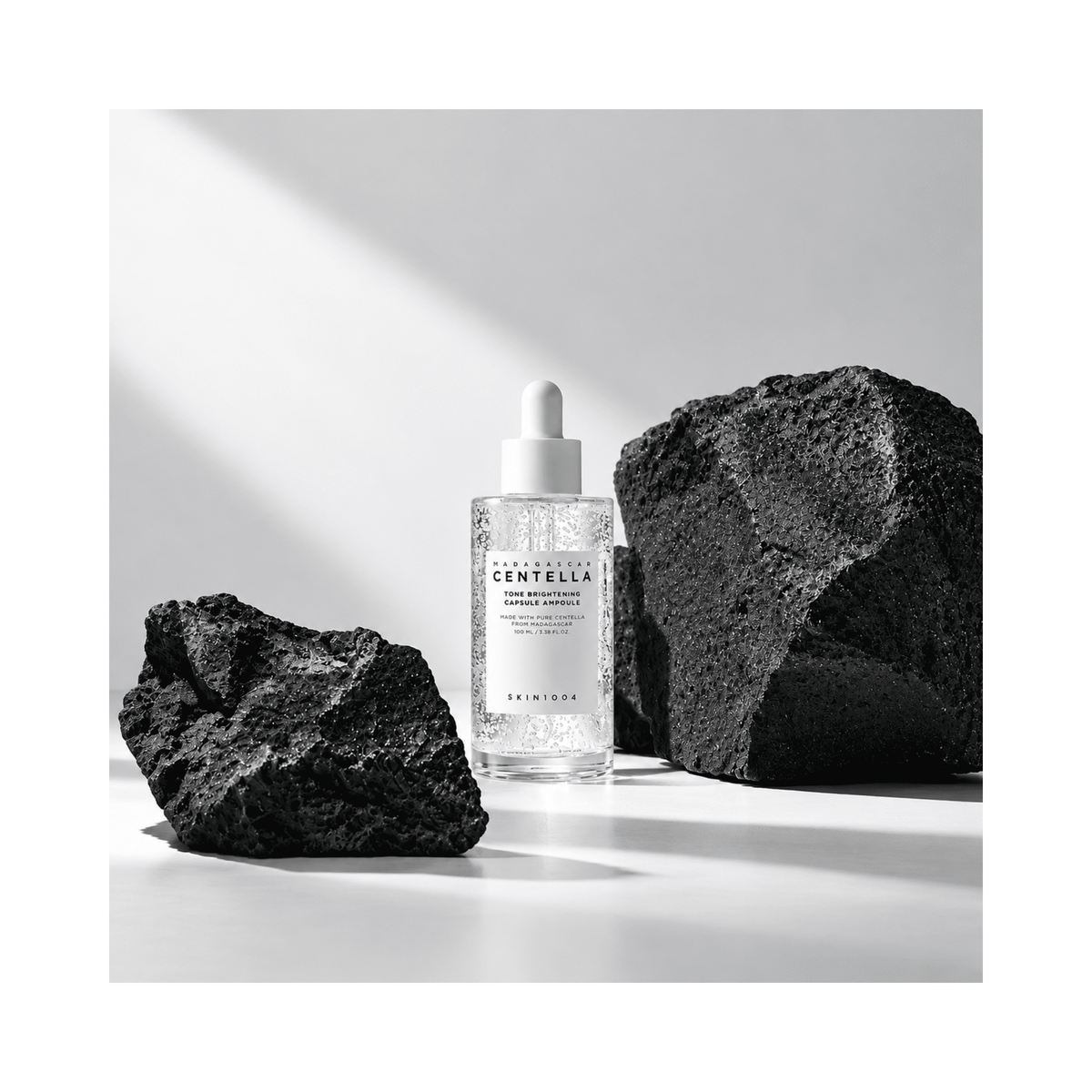 Skin1004 - Madagascar Centella Tone Brightening Capsule Ampoule