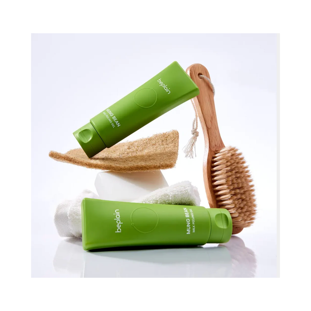 Beplain – Mung Bean Milk Peeling Gel